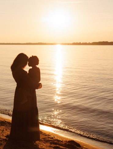 Navigating Breast Cancer: A New Mother’s&nbsp;Journey